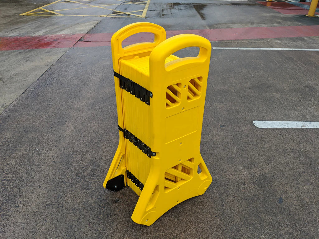 Expandable Mobile Safety Barrier