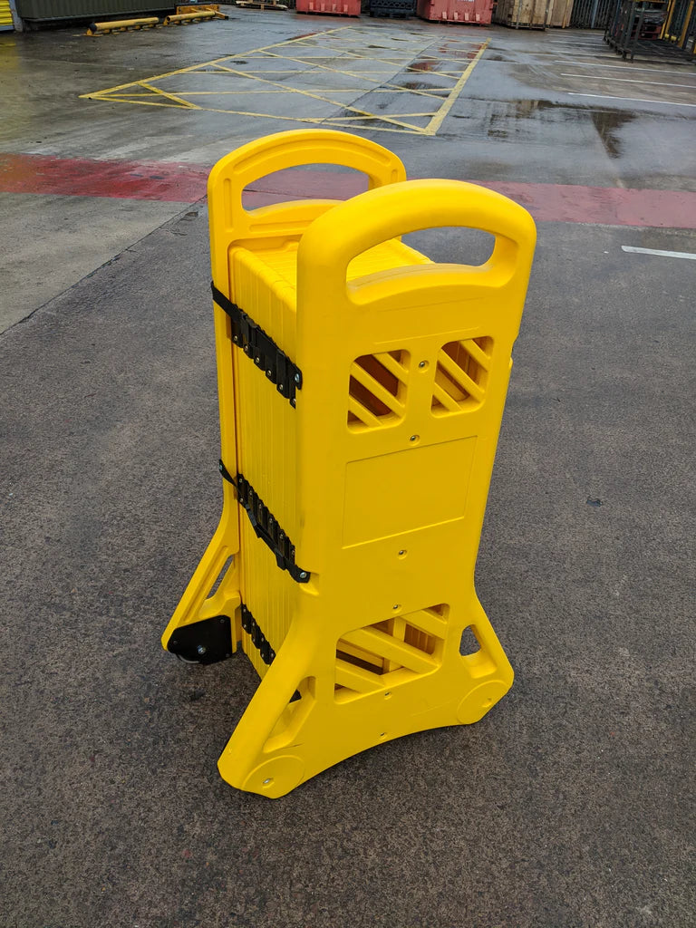 Expandable Mobile Safety Barrier