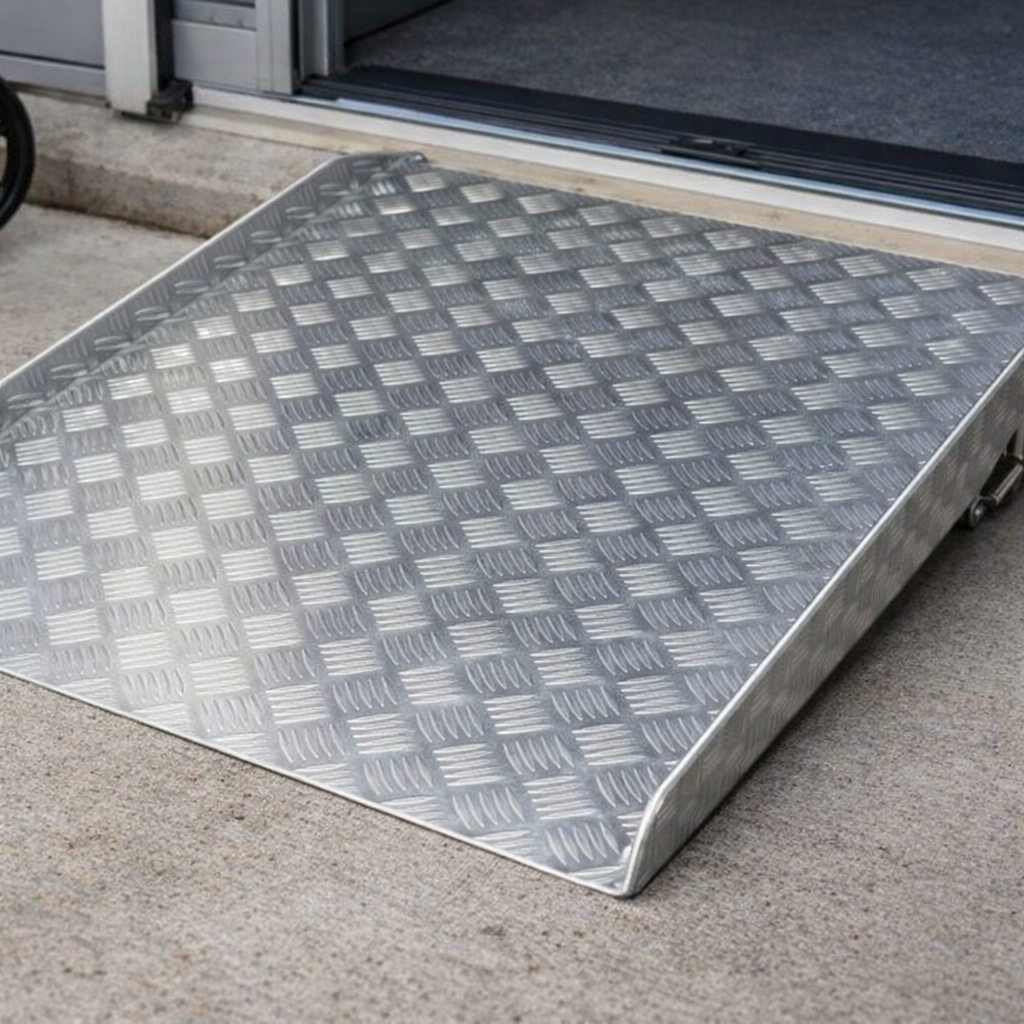 Aluminium Wheelchair Ramp – 70cm Width – 250kg Capacity – Non-Folding