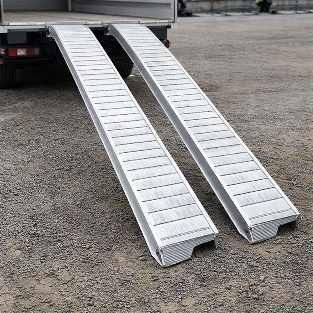 Aluminium Loading Ramps – 4000x390mm – 6860kg Capacity – Industrial Use