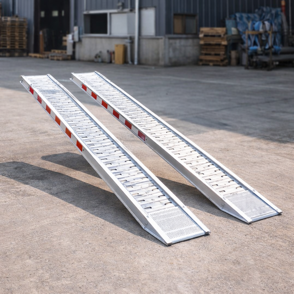 Aluminium Loading Ramps – 4500mm Length x 510mm Width – 7100kg Capacity – Plant & Digger Use