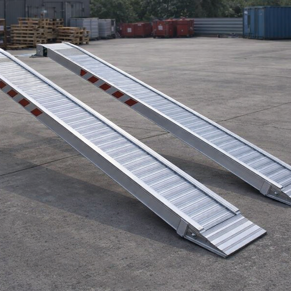 Aluminium Loading Ramps – 3000mm x 580mm – 16000kg Capacity – Industrial Use