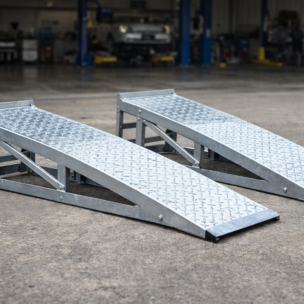Car Ramps – 3000mm x 615mm – 2025kg Capacity – Vehicle Access