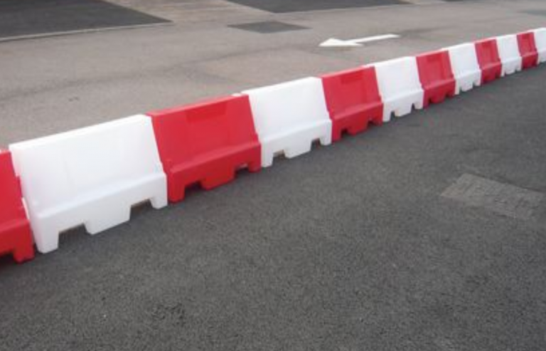 EVO Water-Filled Safety Barrier System – Heavy-Duty Interlocking Barriers for Road, Site & Event Protection