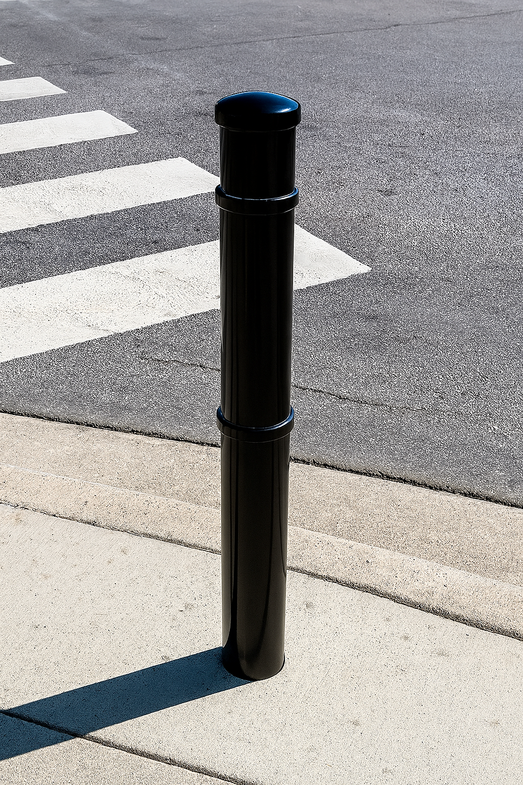 GFC4000 Ornamental Steel Bollard 1