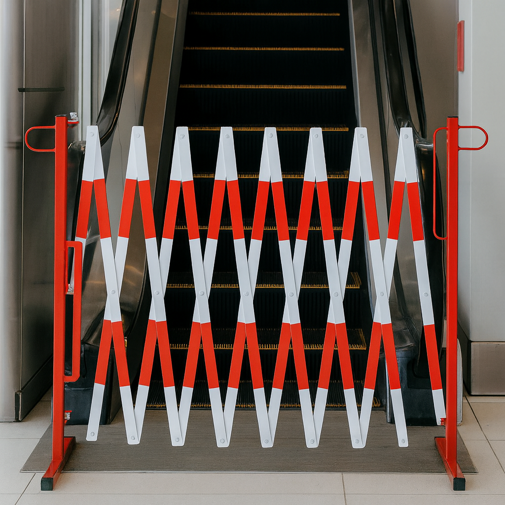 Heavy-Duty Extendable Trellis Safety Barrier 1