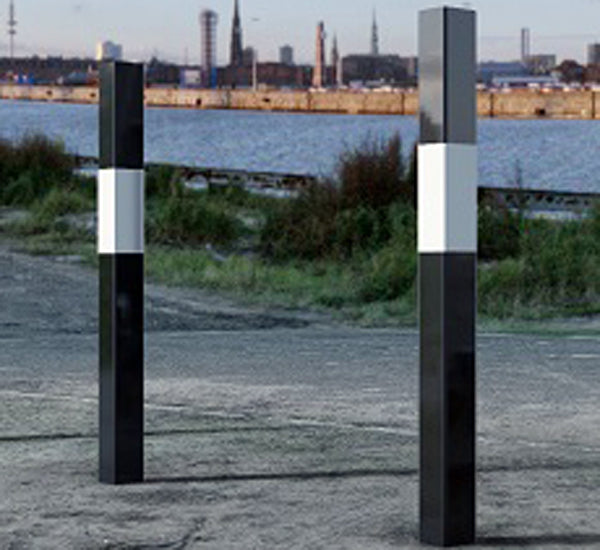 Heavy-Duty Square Fixed Bollard – 1000mm Height – 50-150mm Width 2