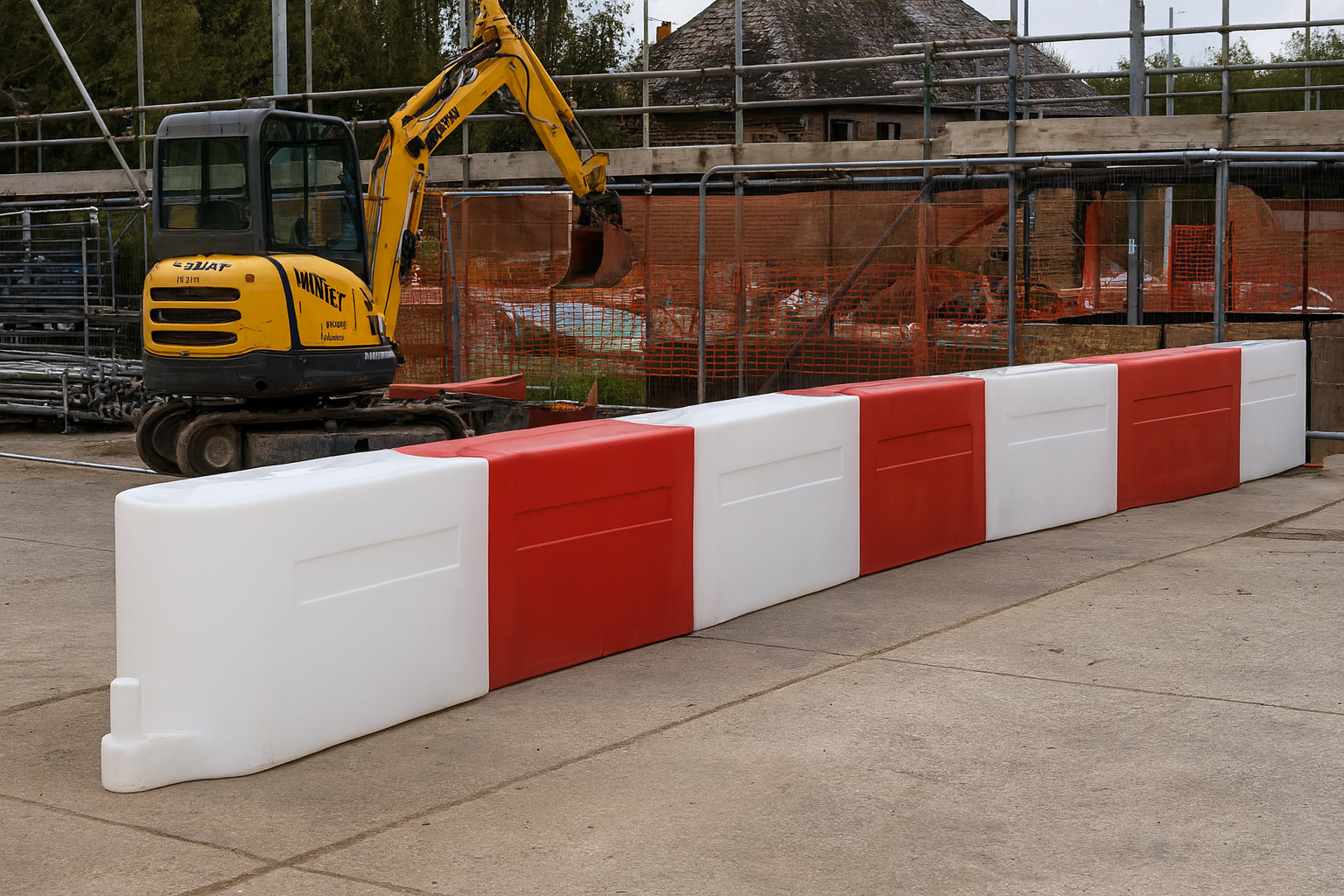 RB1000 Water-Filled Road & Track Safety Barrier – Heavy 1