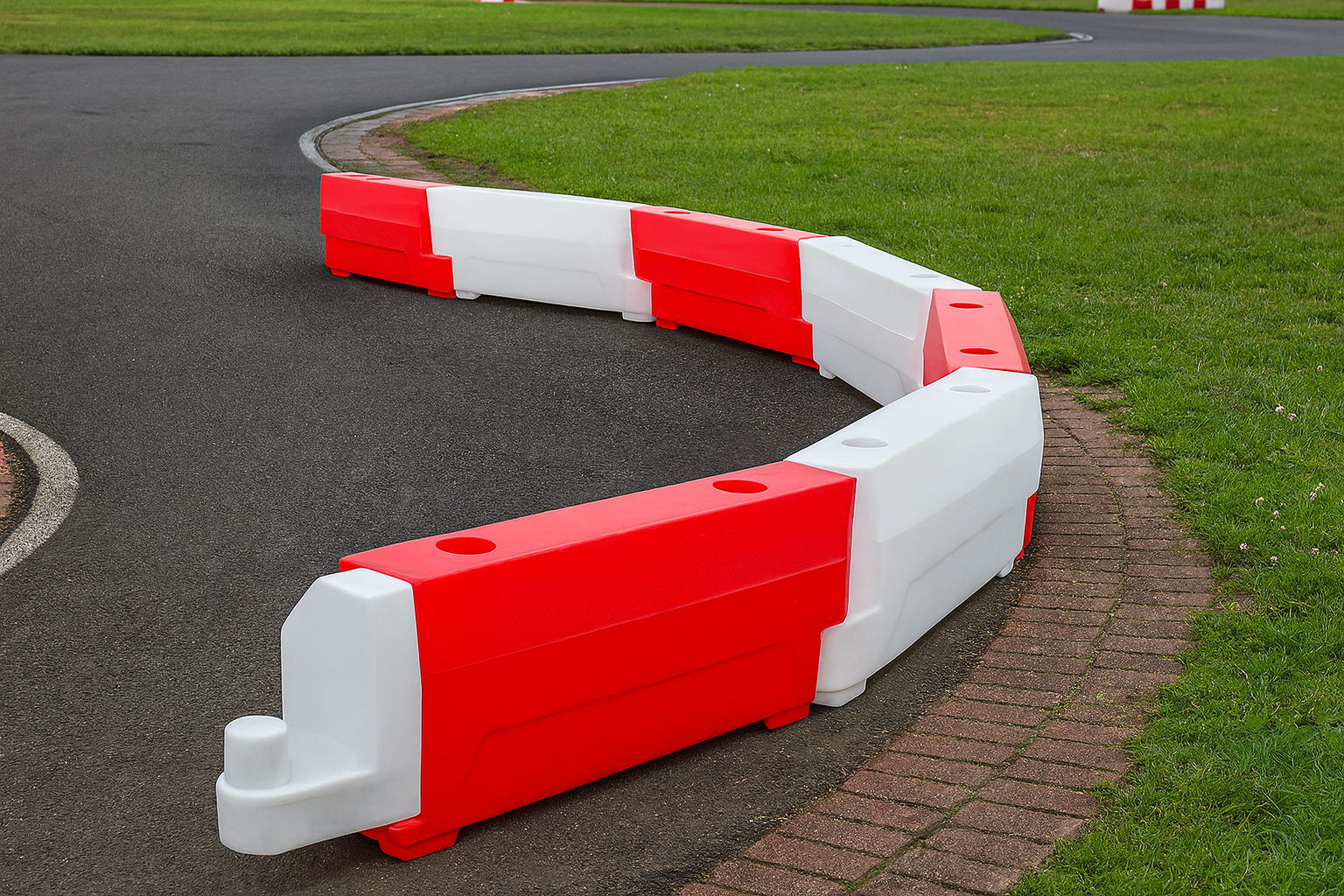 RB1300 Water-Filled Track Barrier – Heavy-Duty, Stackable Safety System for Motorsport 1