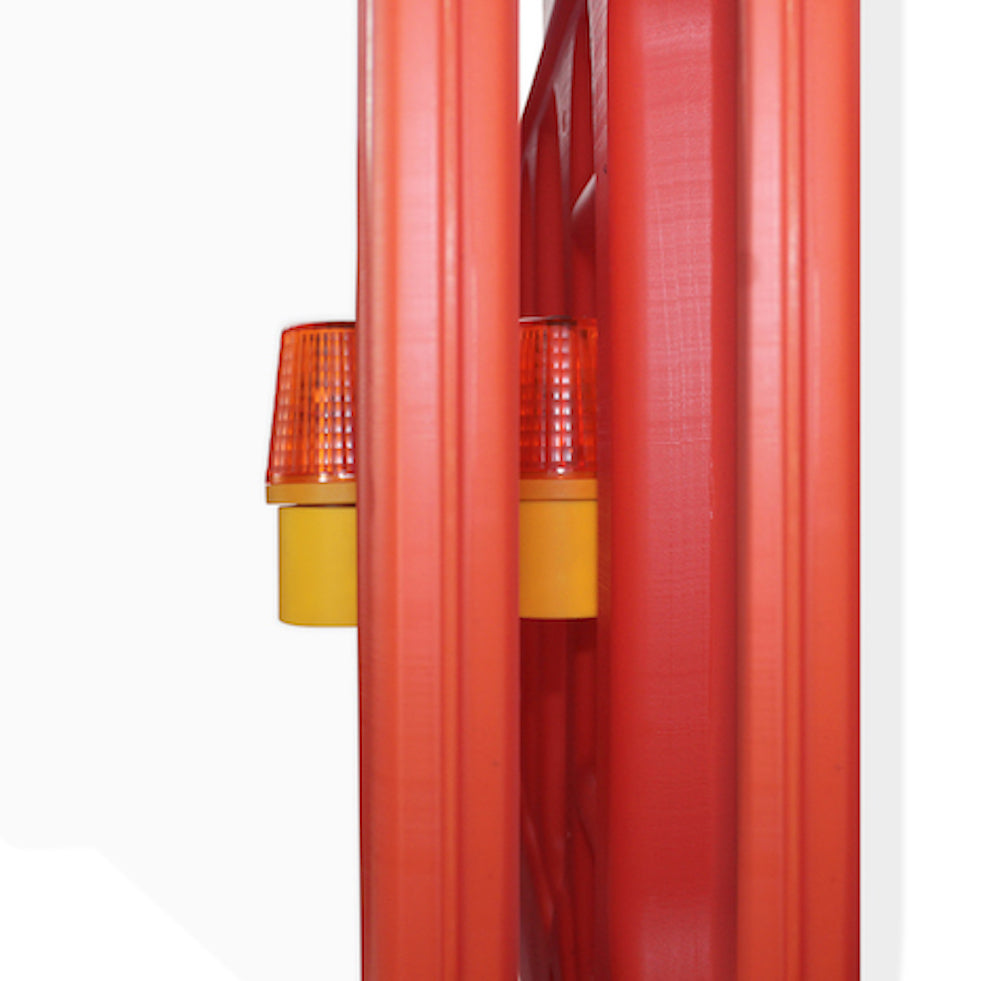 High-Visibility LED Safety Lamp for Stacka Barriers – Rugged, Reliable & Maintenance-Free
