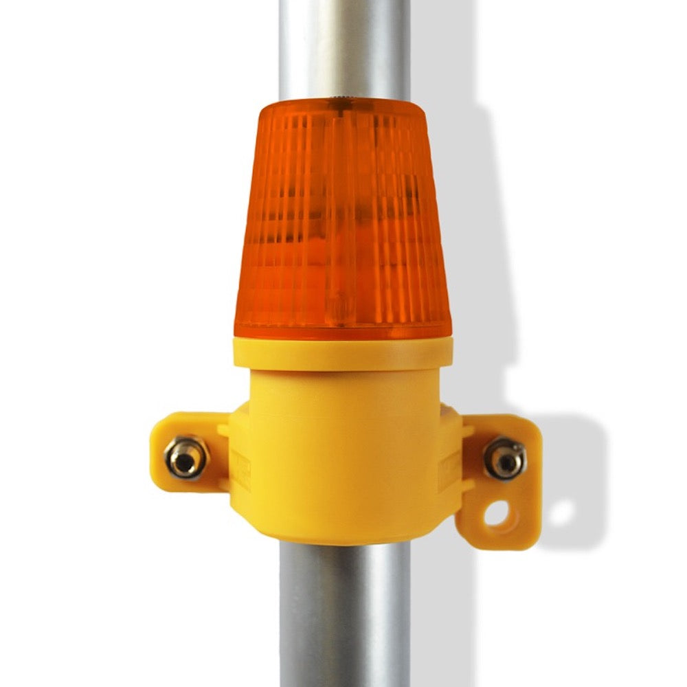Heavy-Duty Site Safety Lamp – Side Mount | Flashing & Steady Modes | Impact-Resistant | IP54 Weatherproof | Fits Scaffolding, Barriers & HERAS Fencing