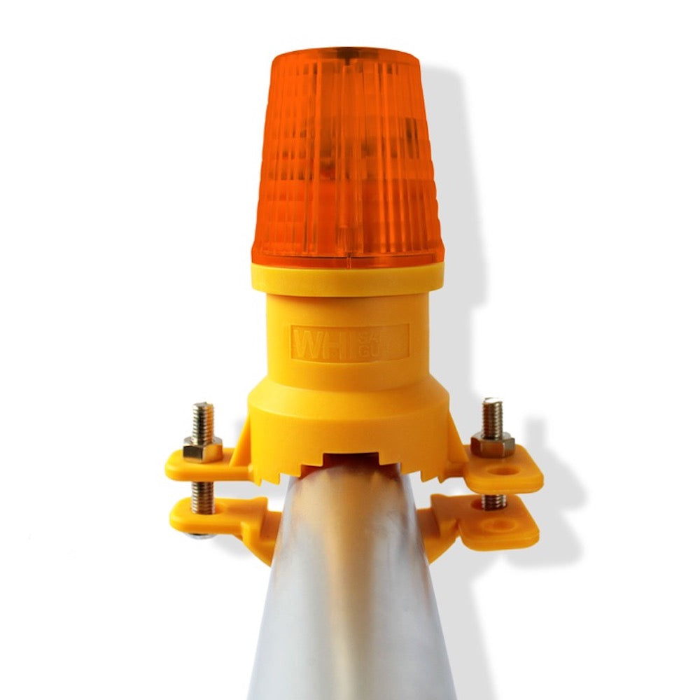 Heavy-Duty LED Site Safety Lamp – Vertical Mount | Amber Lens | Flashing or Steady Mode | Impact-Resistant | IP54 Weatherproof