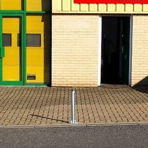 Galvanised Fold-Down Parking Post with Integral Lock – Durable Anti-Theft Barrier for Driveways & Car Parks