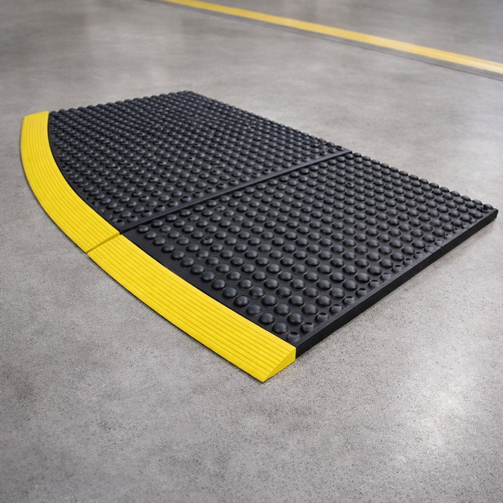 Heavy Duty o-Curve 22.5 Degree Outer Corner Mat – 91 cm – Industrial Strength – Anti-Fatigue