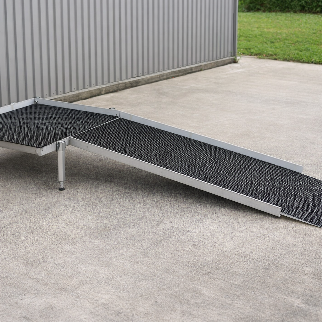 Aluminium Modular Ramp Kit – 1300mm x 2500mm – No Handrails – Wheelchair & Scooter Access