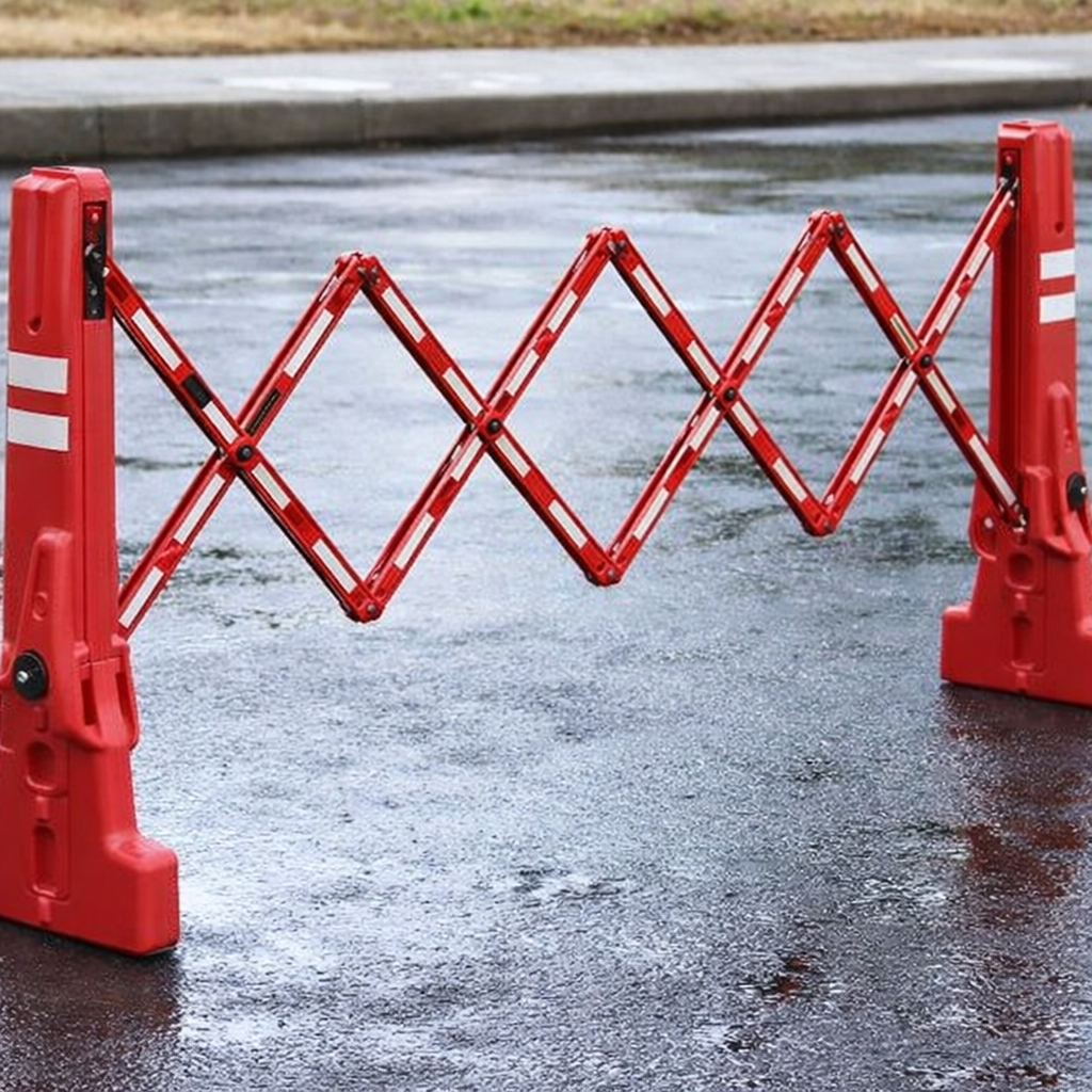 Expandable Water-Filled Barrier – Red – 2.3m Length – Traffic Control