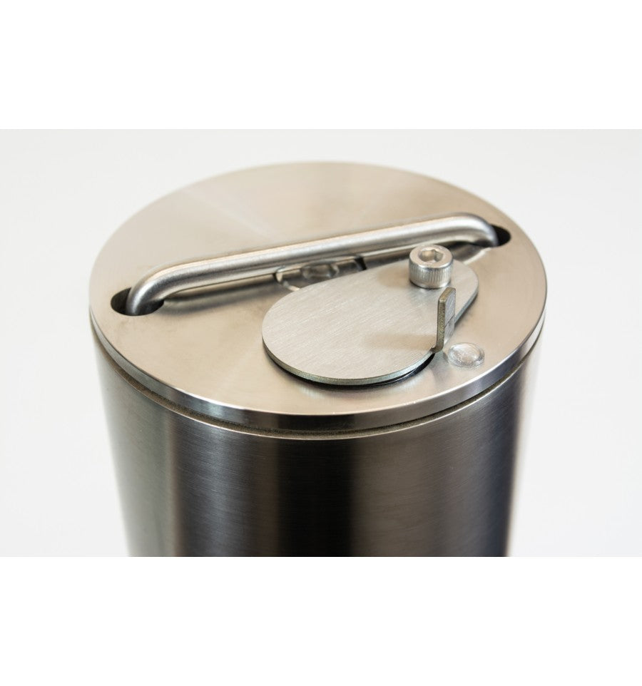 High‑Security Stainless Steel Telescopic Post – Retractable Design with Weather‑Resistant Cap