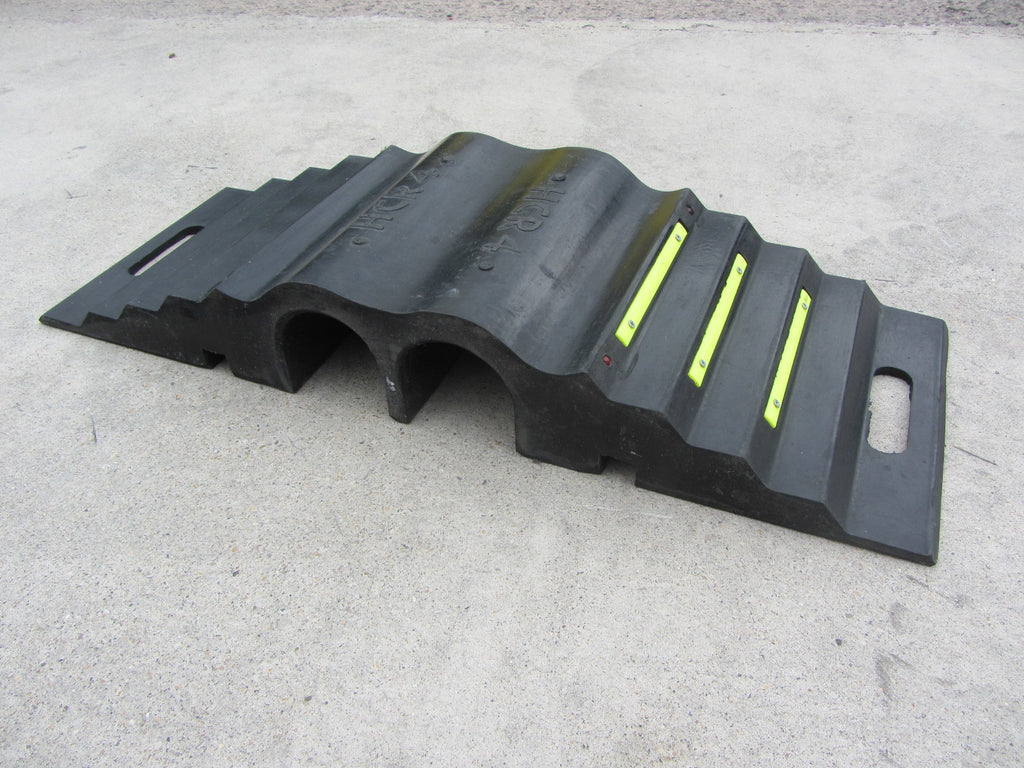 Light Gray Fire Hose Protection Ramp - 125mm