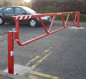 Heavy-Duty Manual Swing Gate – Robust Entry Control for Industrial & Commercial Sites