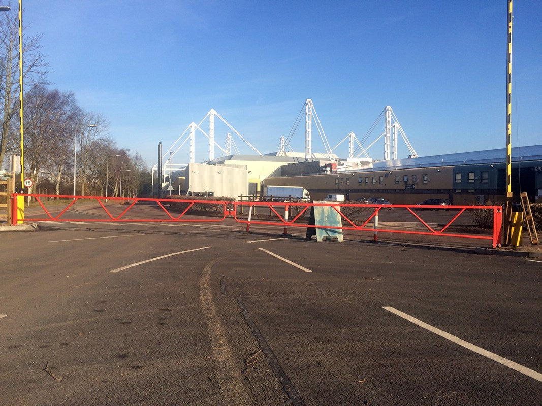 Dark Olive Green Manually Operated Swing Gate