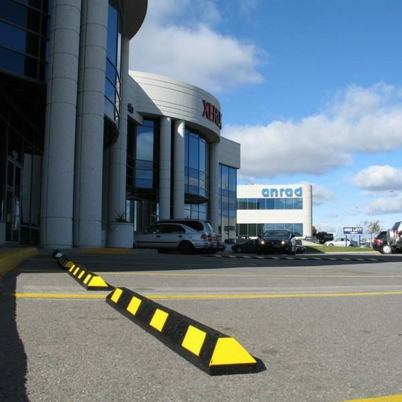 Light Slate Gray Rubber Wheel Stop 1800mm