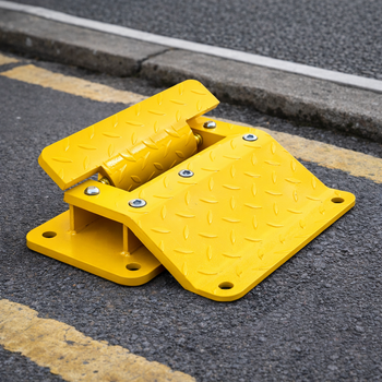 Flow Plates – Black – High Visibility – Small Vehicles