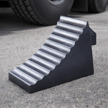 Wheel Chock – 26 x 16 x 19cm – Anti-Slip Rubber – Vehicle Safety