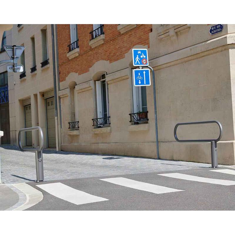 Swivel Access Gate Enhancing Security and Accessibility in Urban Environments
