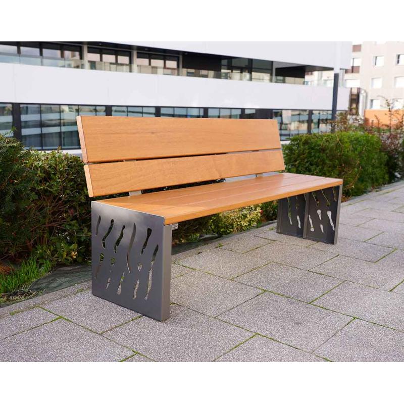 Venice Wood & Steel Seat Contemporary Design for Green Spaces