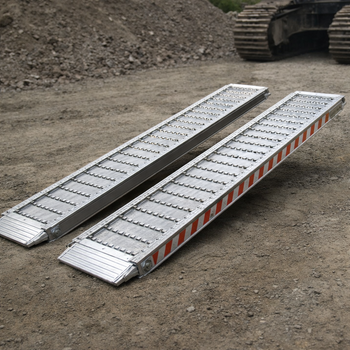 Heavy Duty Loading Ramps – 4000mm x 450mm – 14,000kg Capacity – Industrial Use