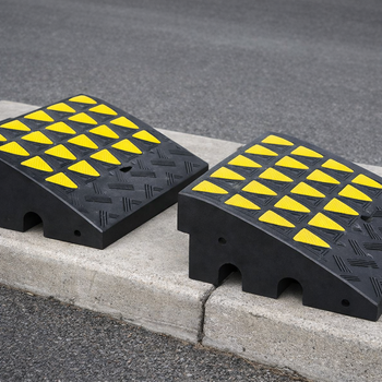 Rubber Kerb Ramp Pair – 150mm High – Heavy Duty – Vehicle Access