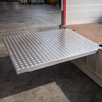 Removable Loading Bridge – 1000mm x 1250mm – 610kg Capacity – Pallet Trucks