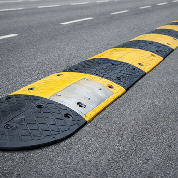 Heavy Duty Speed Bump – 5500mm x 450mm x 60mm – Steel Reinforced – Commercial Use