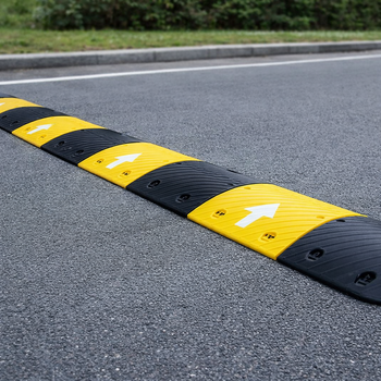 Speed Bump Kit – 50mm High – Recycled Rubber – Road Safety