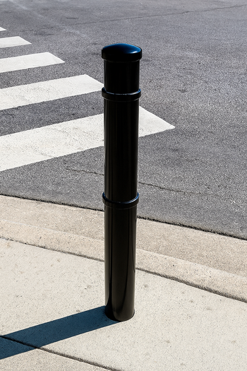 Ornamental Steel Bollard – 900mm Above Ground | Anti-Ram Security Post for Driveways, Retail Fronts & Public Spaces