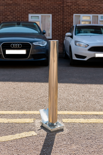 Stainless Steel Retractable Bollard – Premium Telescopic Driveway Security Post