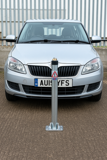 TopLok  750mm Fold-Down Parking Post with Integrated Lock | Secure Driveway & Vehicle Access Control Bollard