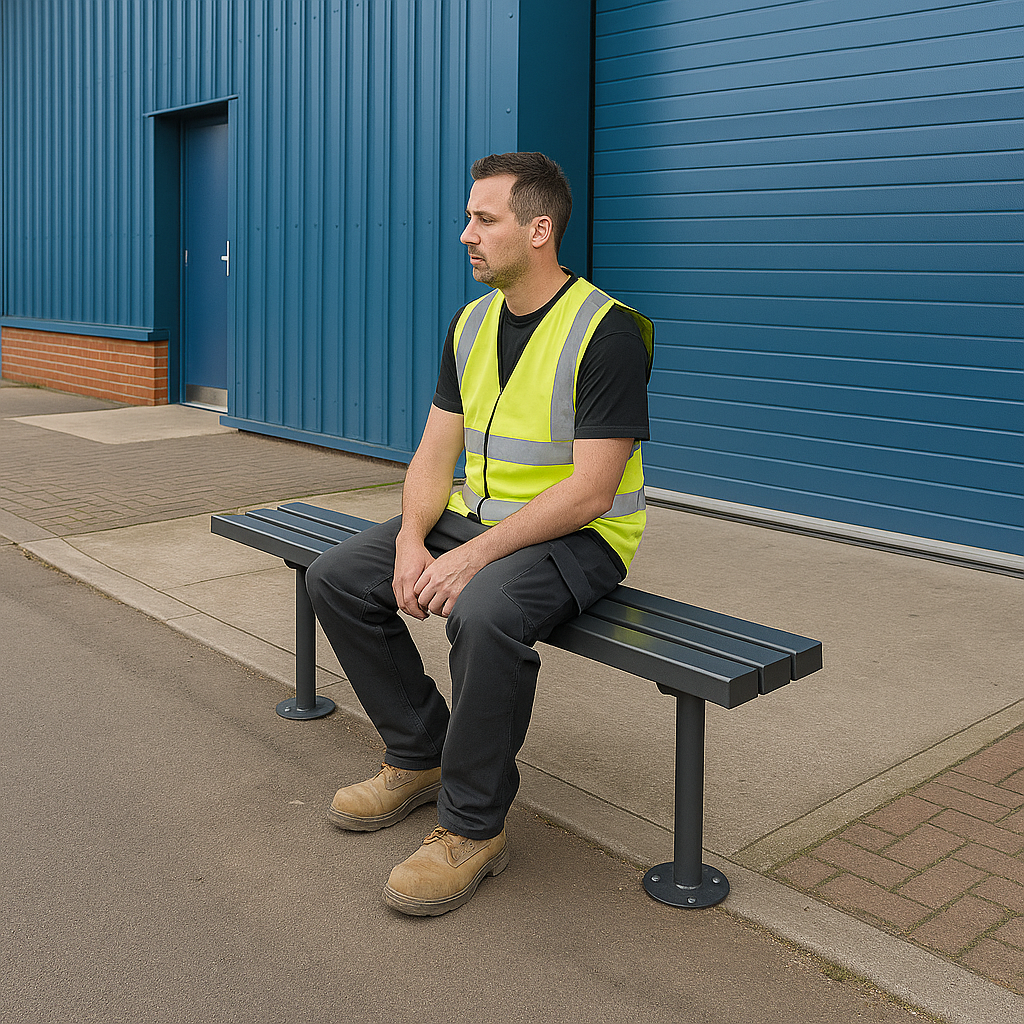Vantrex  1000mm Galvanised Steel Perch Bench 2