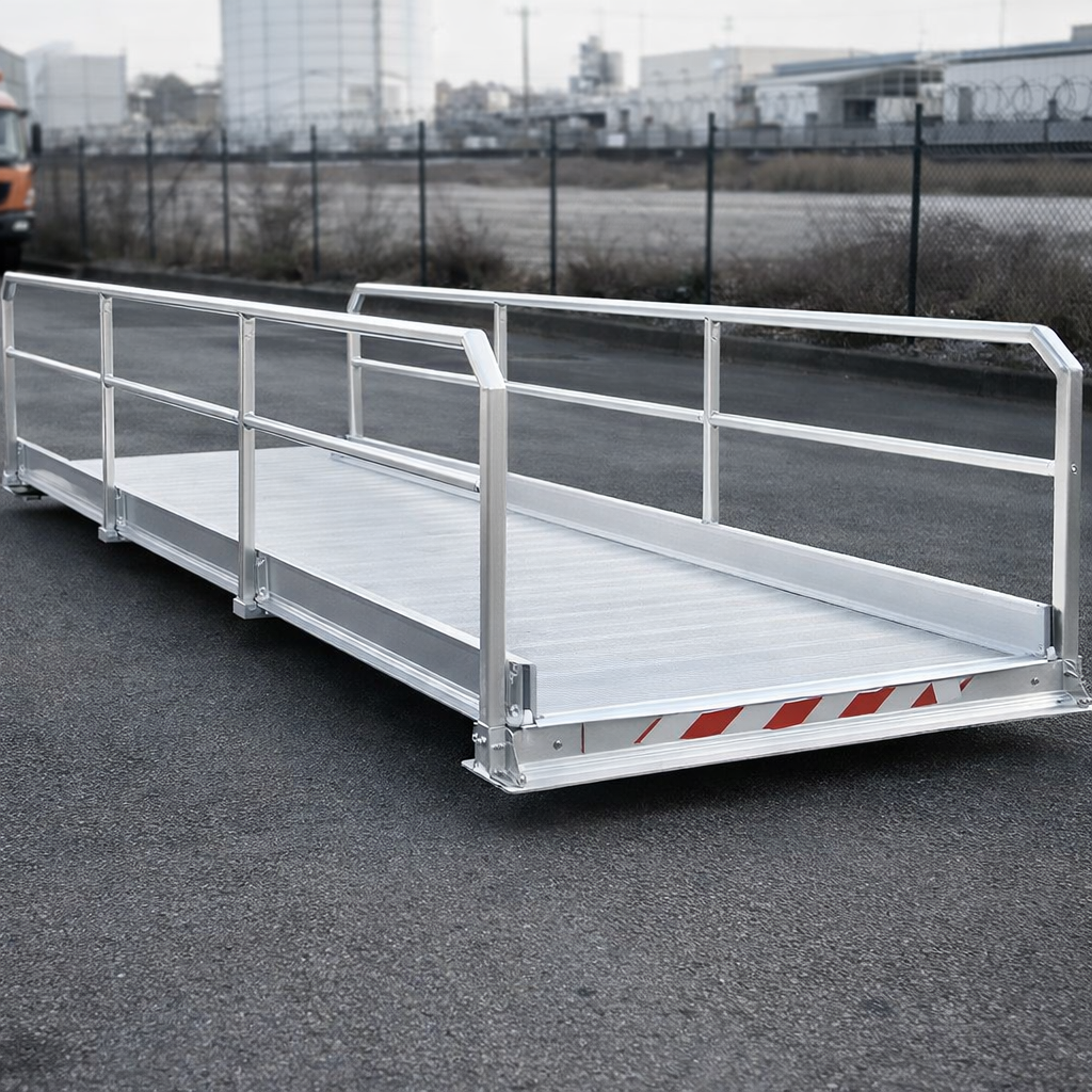 Vehicle Gangway – 6055mm L x 1250mm W – 998kg Capacity – Commercial Use
