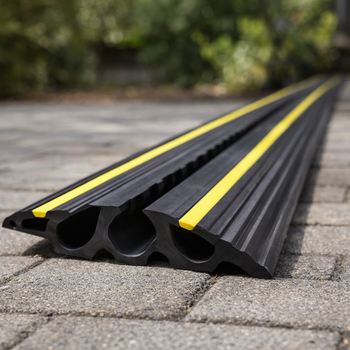 Outdoor Cable Protector – 6m – 2000kg Capacity – Industrial Use