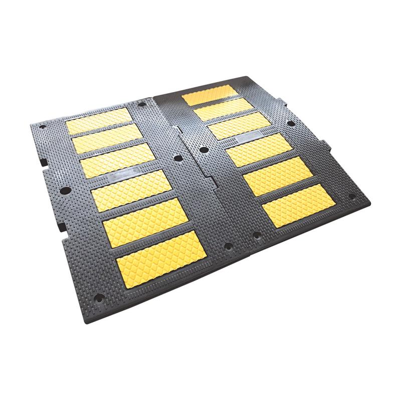 Ensure Safe Traffic Speeds with Our Extra-Wide Rubber Speed Bump - 900 mm Depth