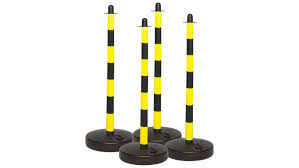 Yellow/Black Chain Post Kit - 6 Posts, 10m Chain, 10 Hooks - Fillable Round Bases