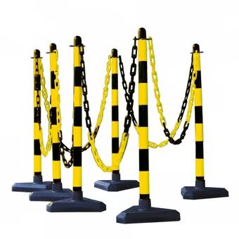 Yellow/Black Chain Post Set 6 Posts 10m Chain and 10 Hooks - Concrete Filled Base
