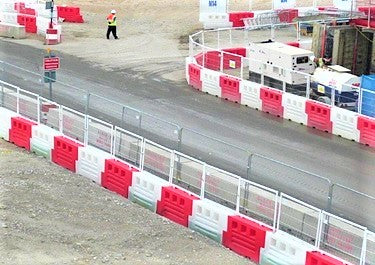 HGV Heavy Duty RB2000 Water Filled Safety Barrier