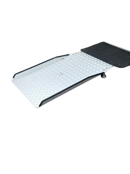 Multi-Functional Adjustable Threshold Bridge Ramp for Effortless Accessibility